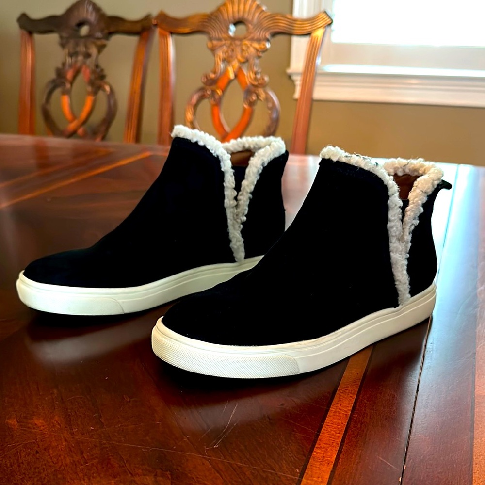Lucky Brand Black and White Ankle Booties with Plush Lining